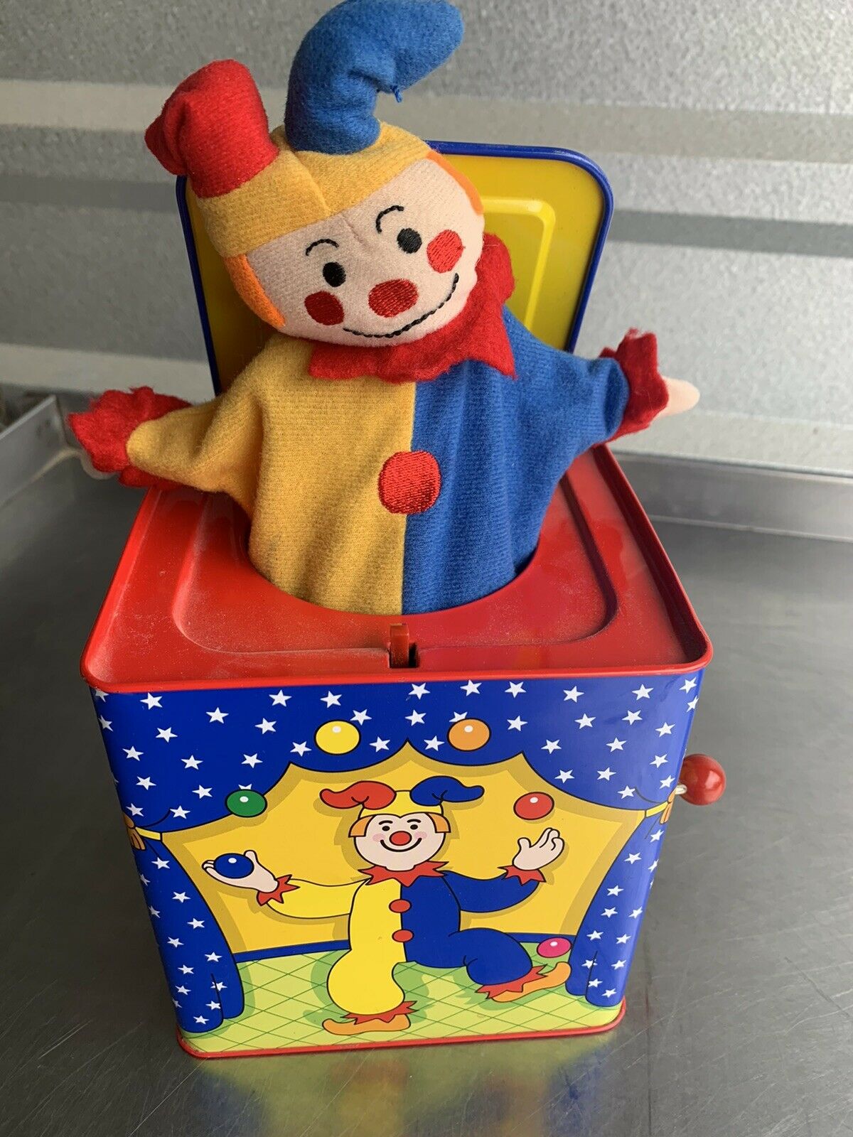 Schylling-silly-circus-jack-in-the-box-musical-children-toy-clown